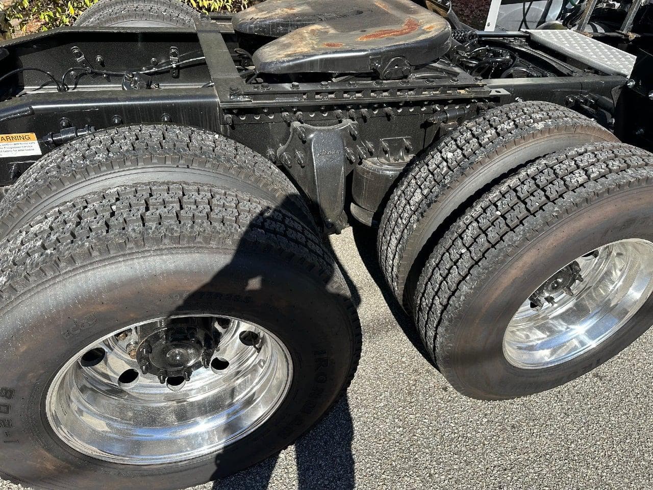 2019 Freightliner Cascadia 126 image 14