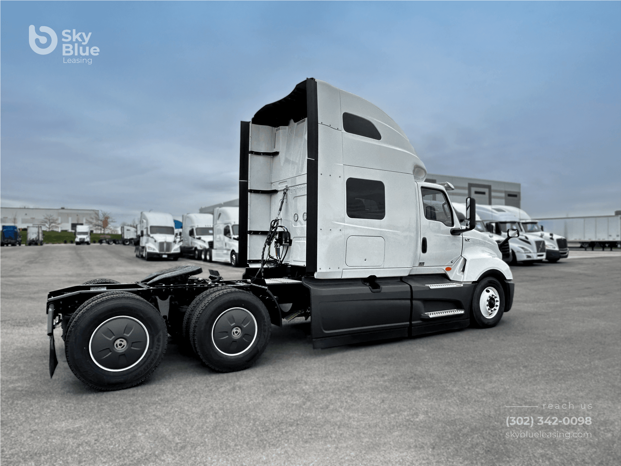 2026 International LT625 image 6