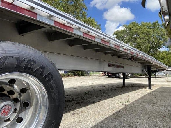 2025 Mac Trailer Mfg 1650 Cft image 3