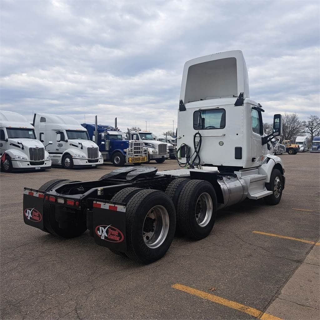 2019 Peterbilt 579 image 5