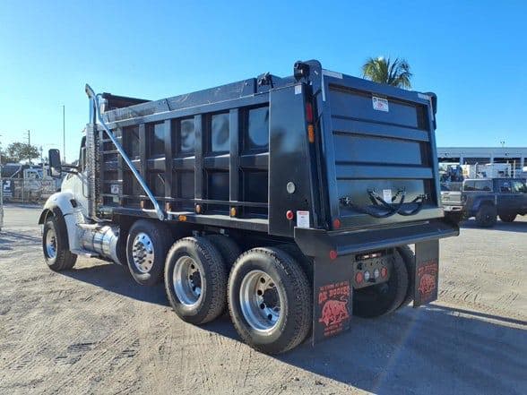 2026 Kenworth T880 image 7