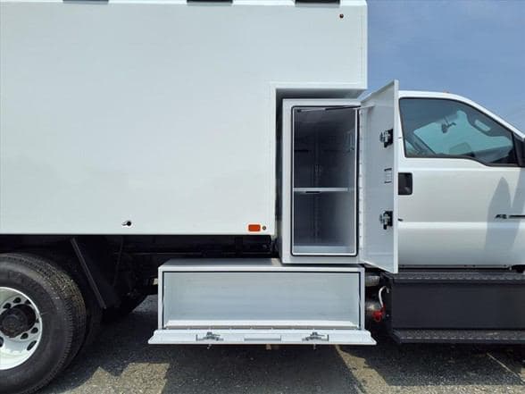 2026 Ford 4143D image 9