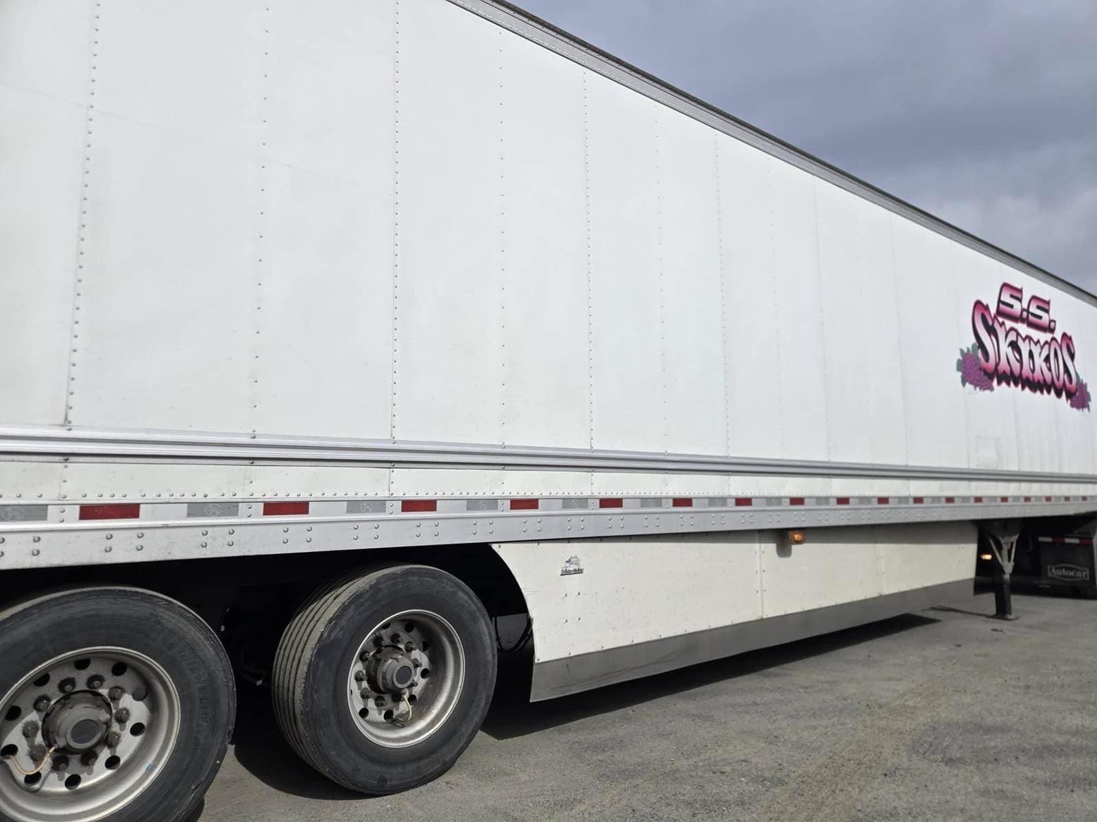 2019 Great Dane 53 ft Reefer Trailer - Fixed Axle, Swing Door, Thermo King image 6