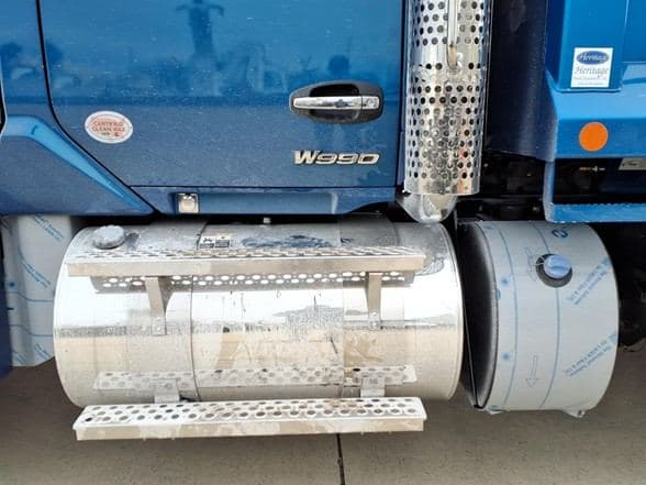 2026 Kenworth W990 image 8