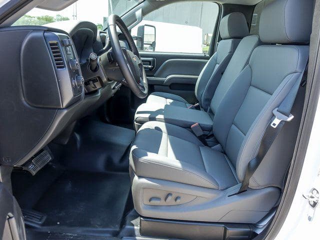 2024 Chevrolet Silverado 4500HD Work Truck image 18