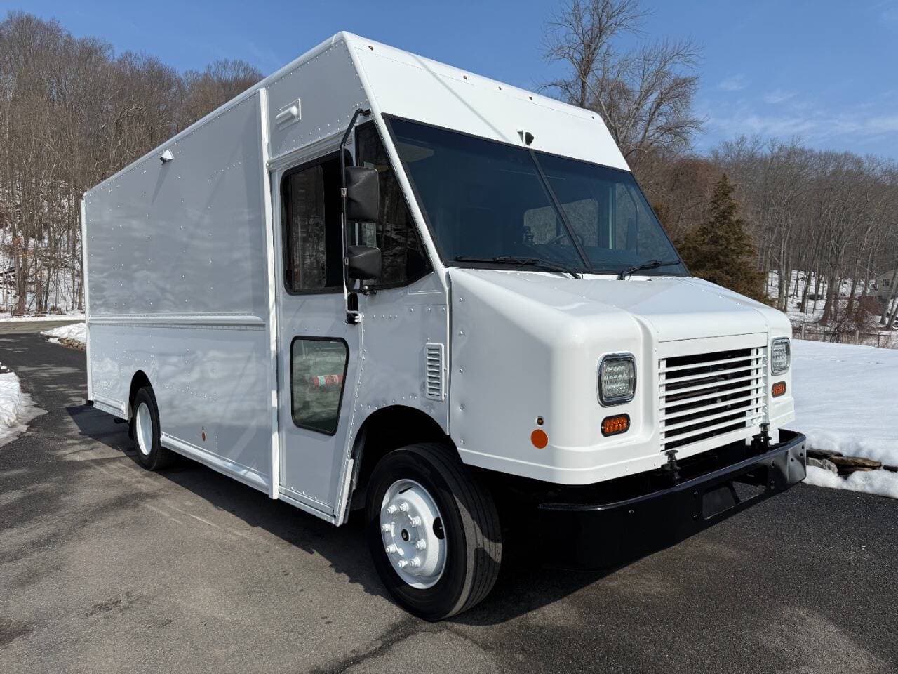 2021 Freightliner MT45 image 1