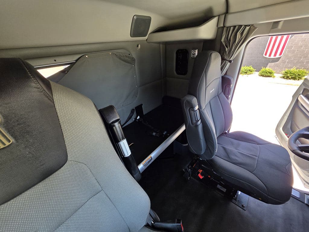 Used 2022 KENWORTH T880S image 22