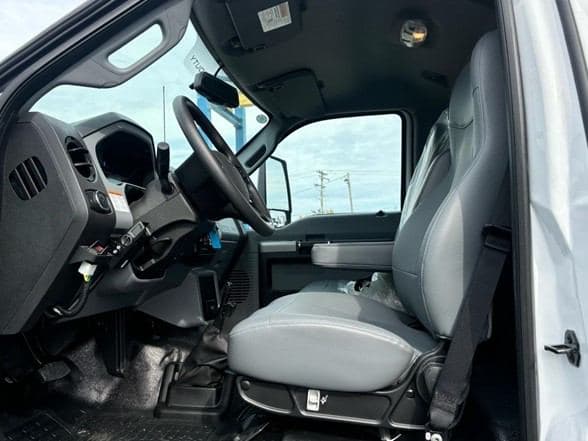 2025 Ford 4143D image 13