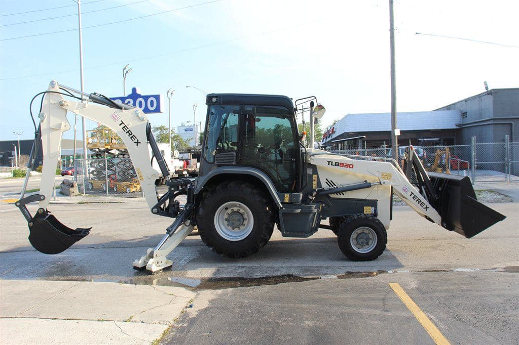 2016 Terex TLN830 image 16