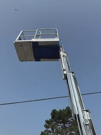 2016 GENIE GR20 image 4