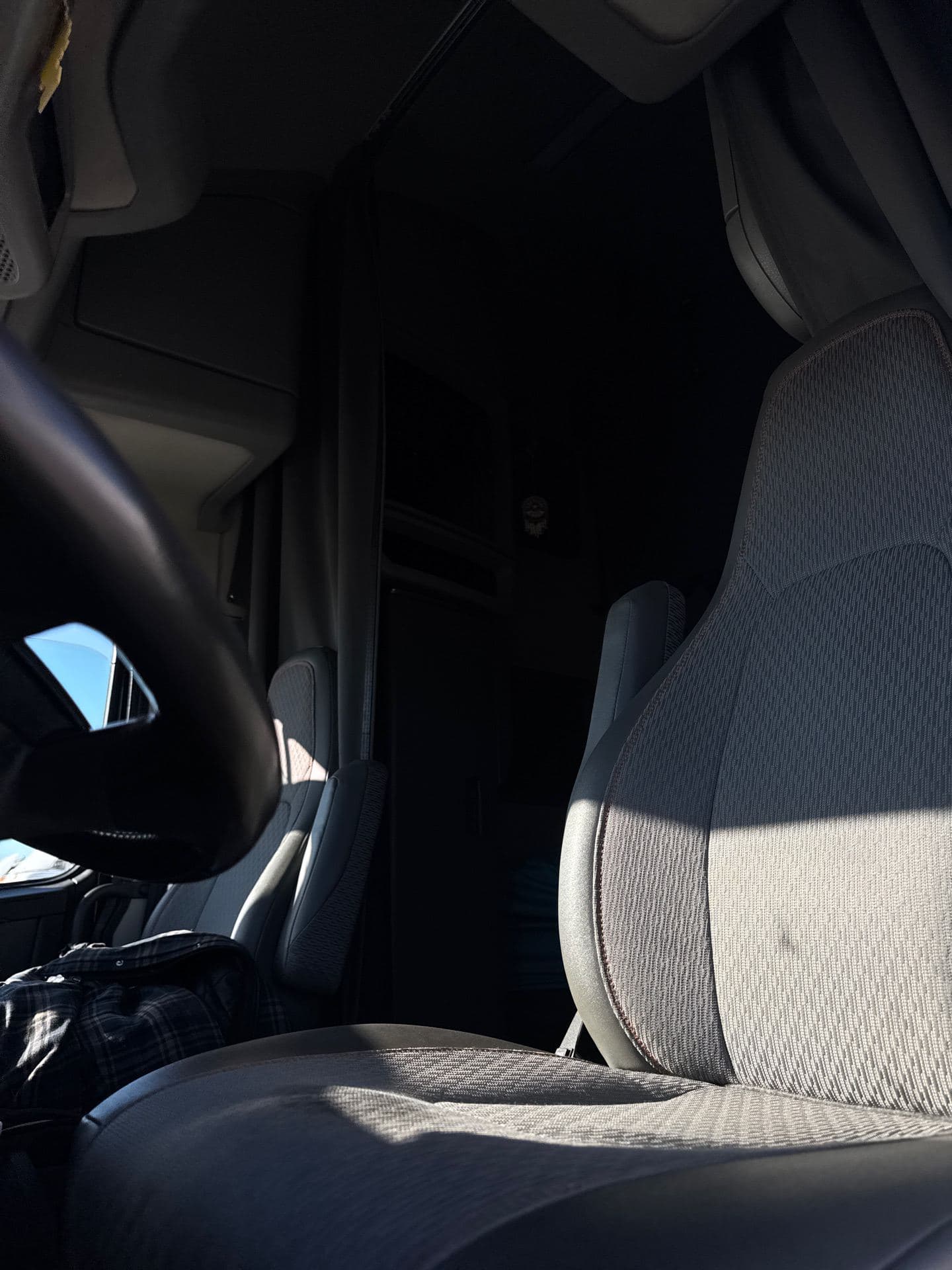 2019 Volvo Vnl image 4