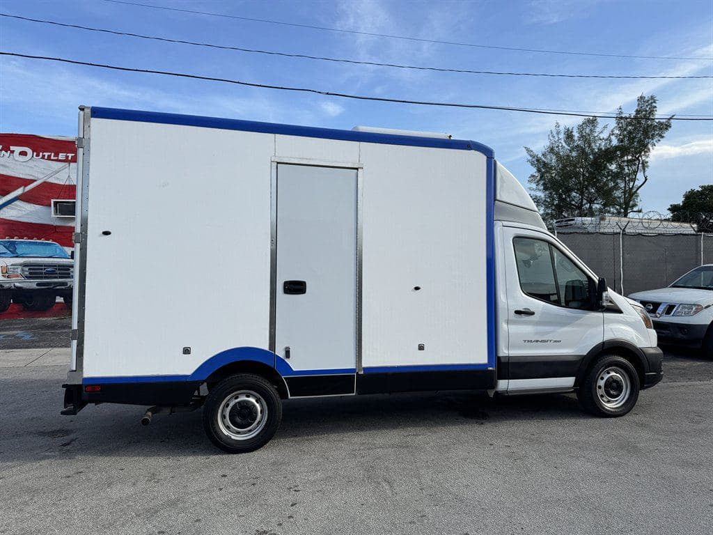 2023 Ford Transit T-350 image 14