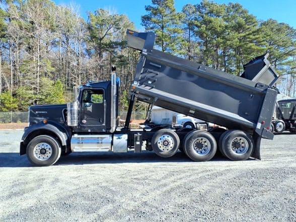 2026 Kenworth W900 image 6