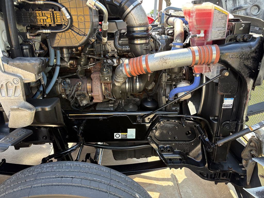 Used 2020 KENWORTH T880 image 18