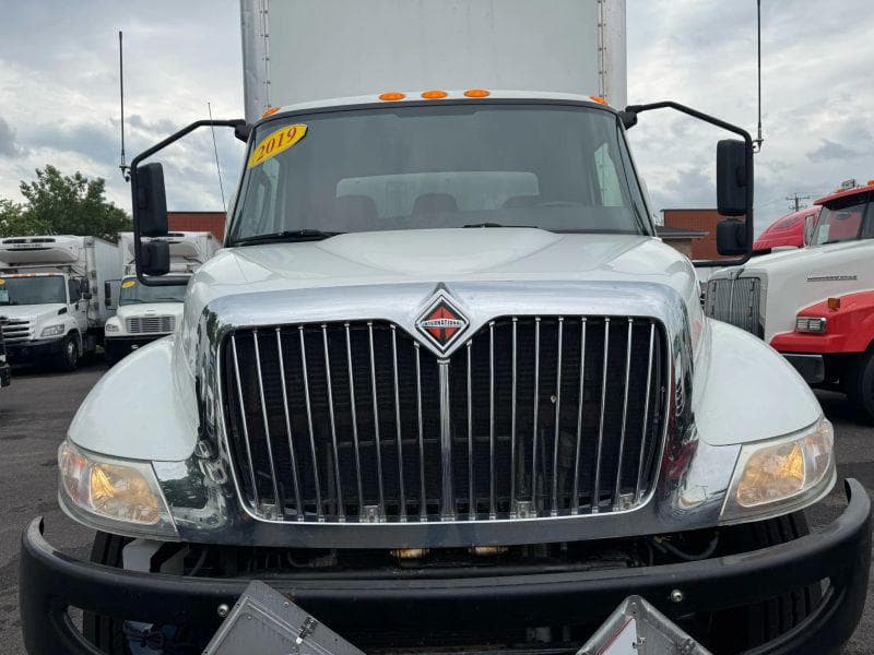 2019 International MV607 image 2