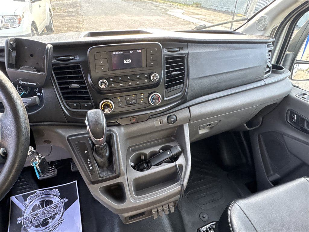 2023 Ford Transit T-350 image 58
