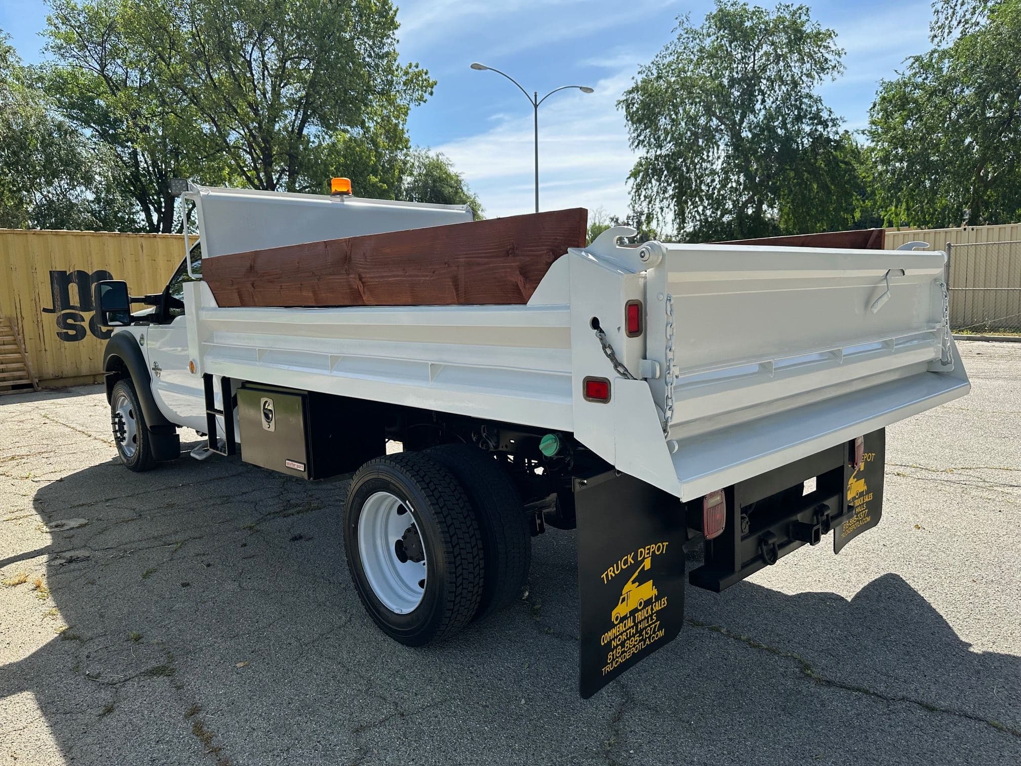 2011 Ford F-450 Gravel Dump Truck image 11