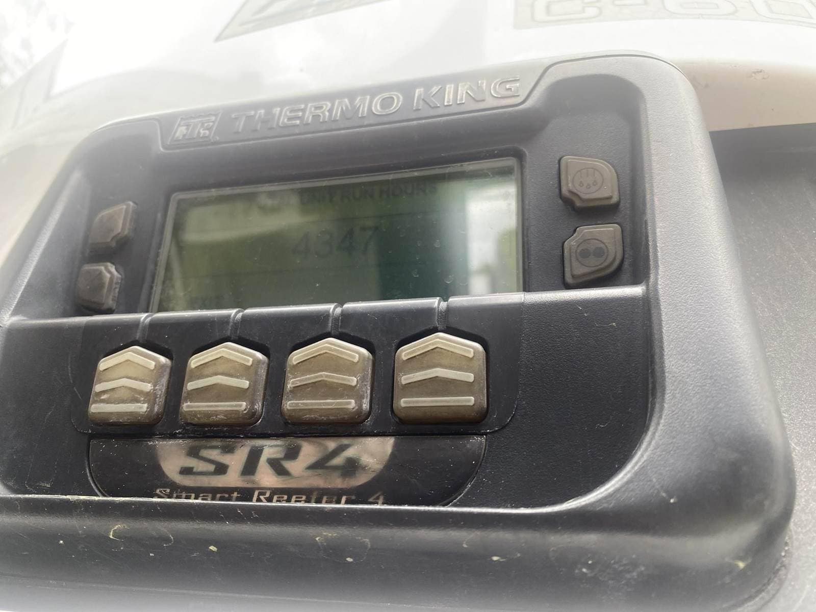 2017 Utility 3000R image 4