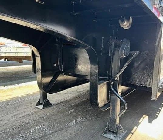 2012 JET 48 ft Tandem Axle image 6