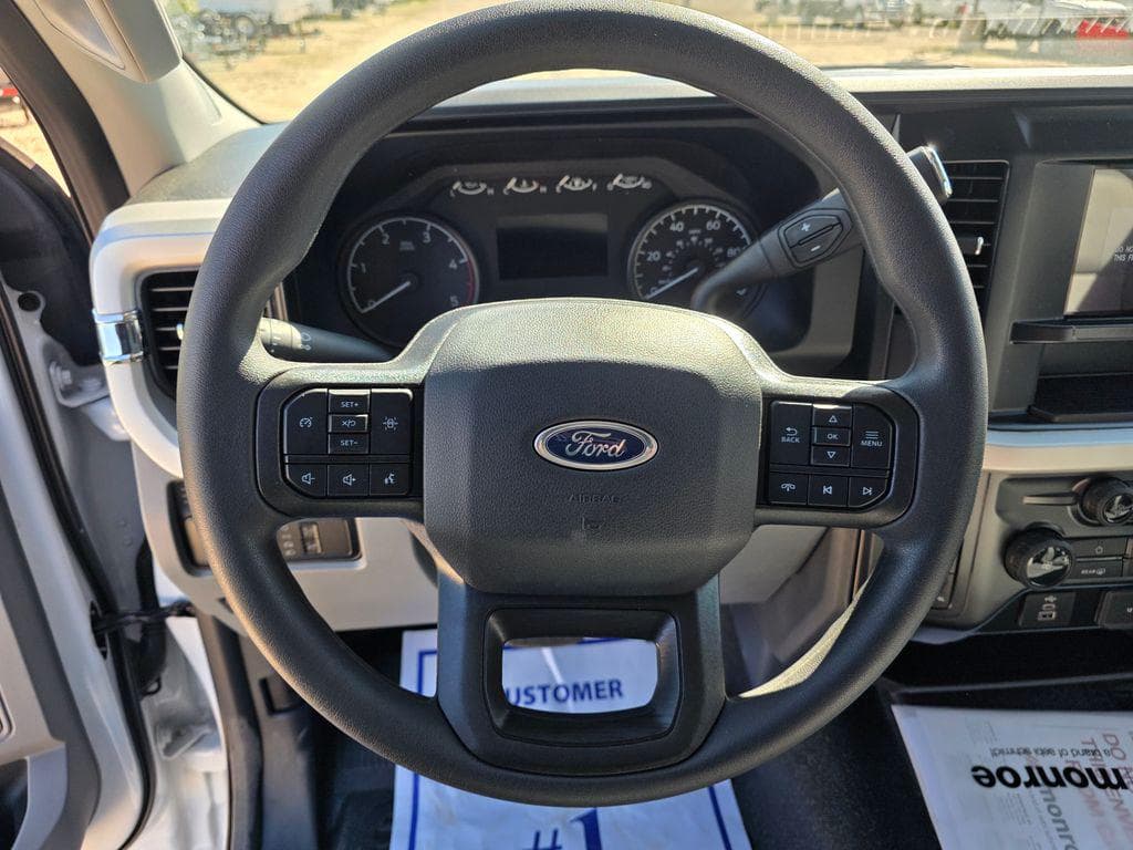 2026 Ford F-550SD XL Service Utility Body image 30