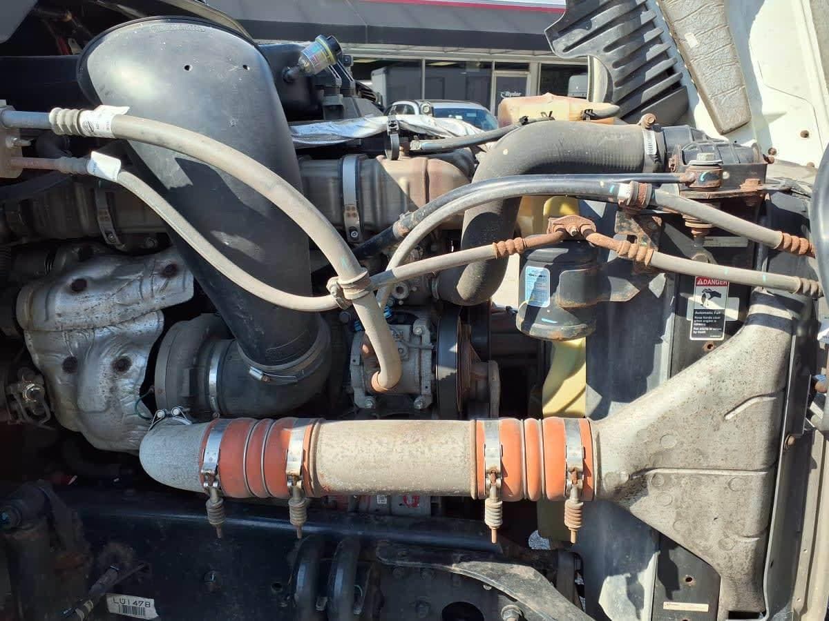 2020 Freightliner Cascadia image 9