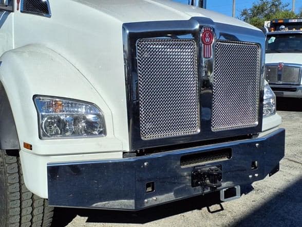 2025 Kenworth T880 image 10