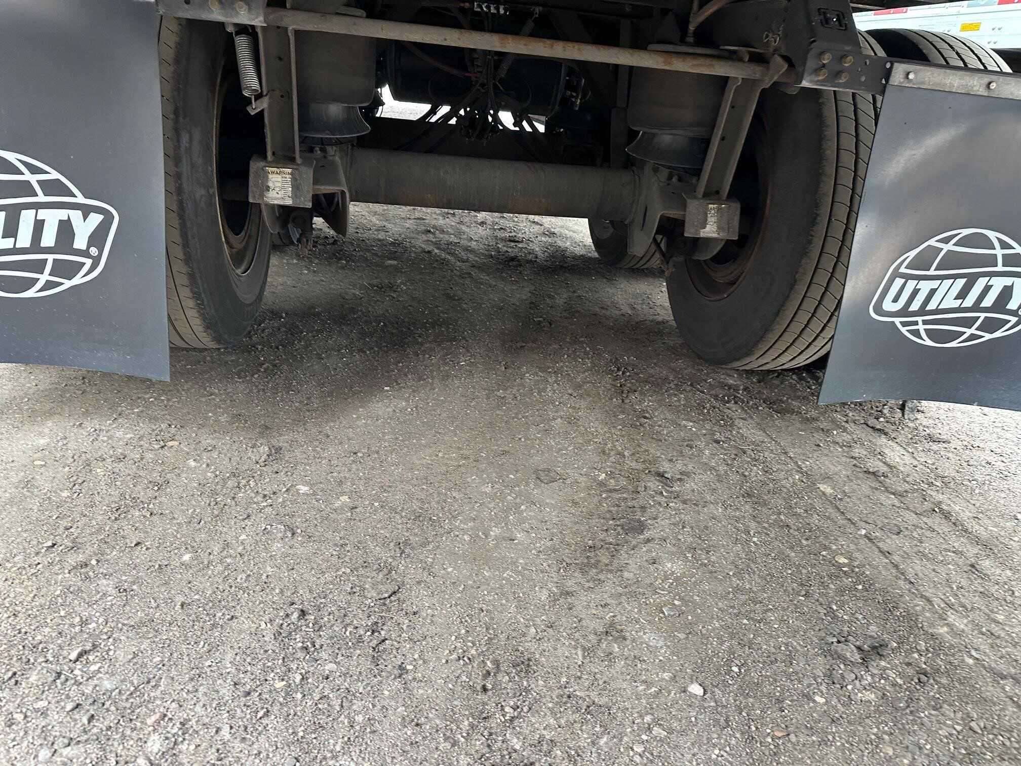 2020 Utility 4000D-X image 12