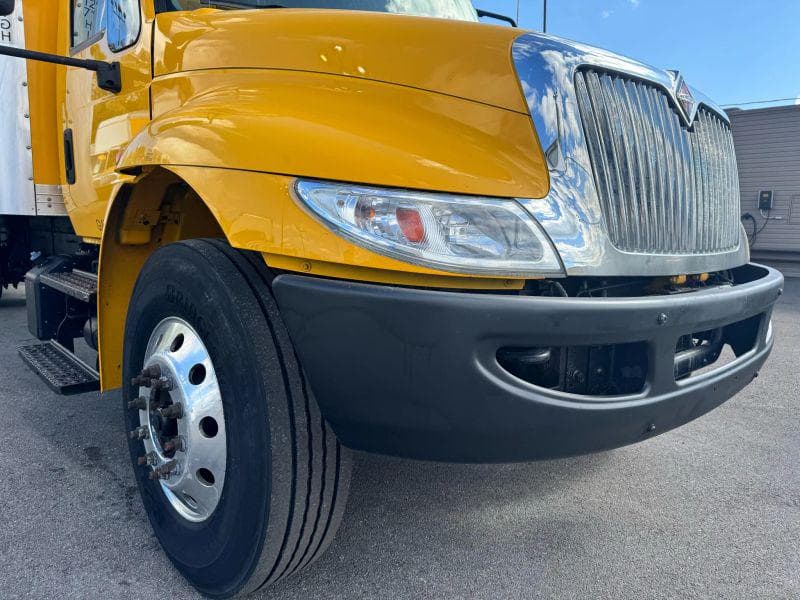 2019 International 4300 image 18