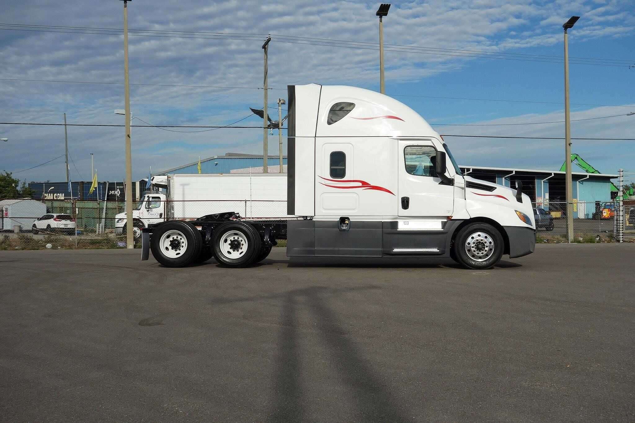 2022 Freightliner Cascadia 126 image 5