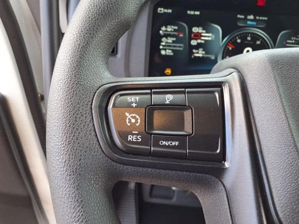 2025 Kenworth T880 image 27