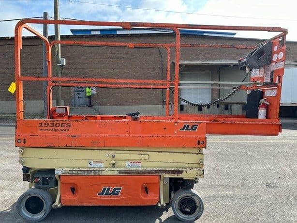 2016 JLG 1930ES image 1