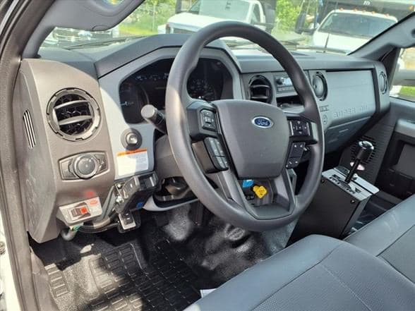 2027 Ford F750 SD image 13