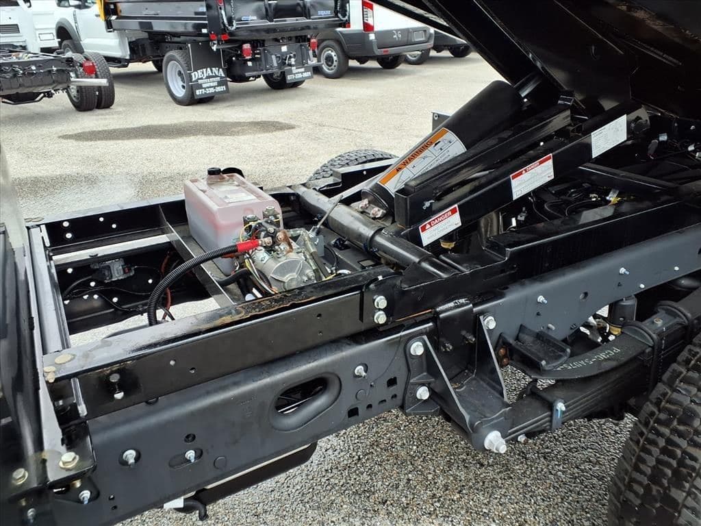 2026 Ford F550 SD XL image 10