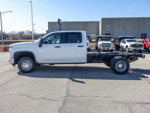 2026 Chevrolet Silverado 3500HD Work Truck image 6