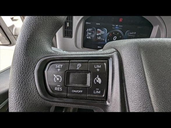 2025 Kenworth T880 image 9