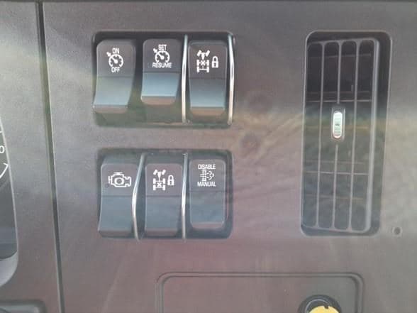 2025 Kenworth D5 image 16