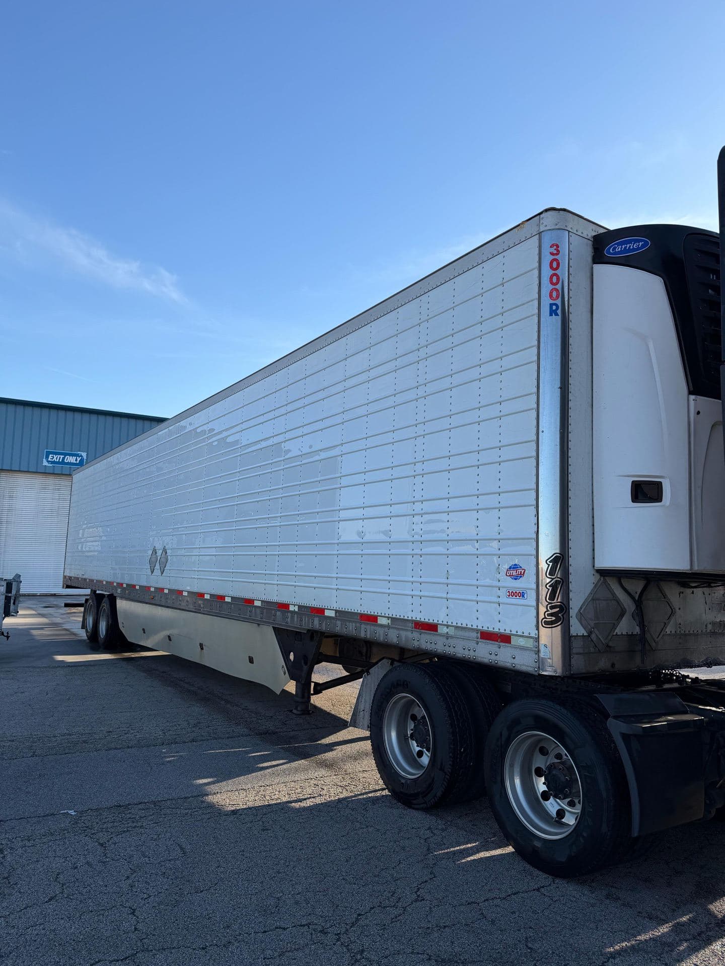 2015 Utility 3000R image 3