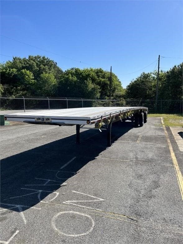 2026 Mac Trailer Mfg 1650 Cft image 2