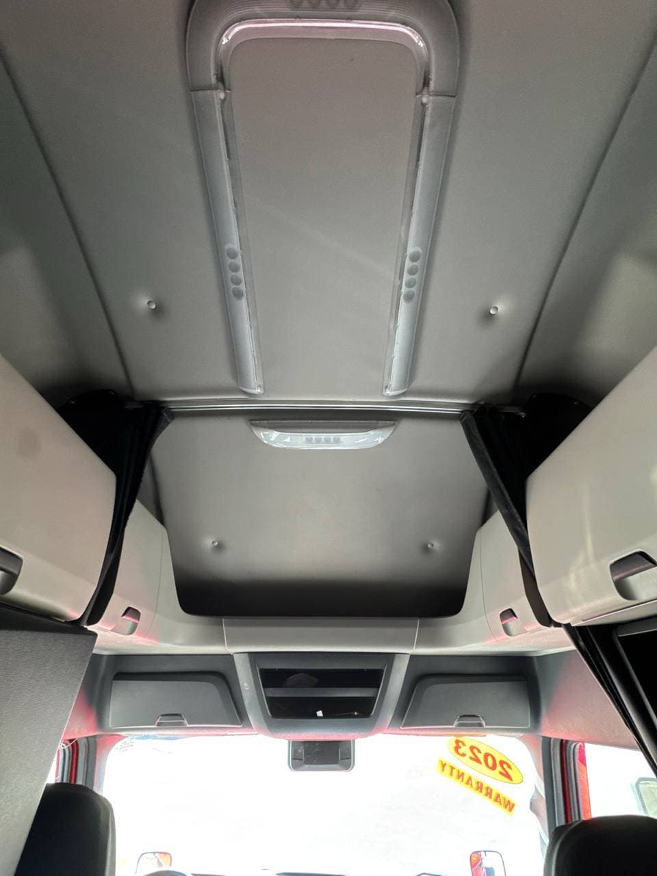 2023 Freightliner Cascadia 126 image 16