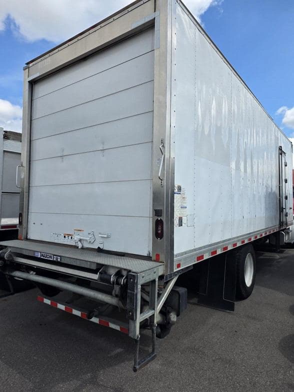 2019 FREIGHTLINER BUSINESS CLASS M2 106 TNHC50610LAK Web image 9