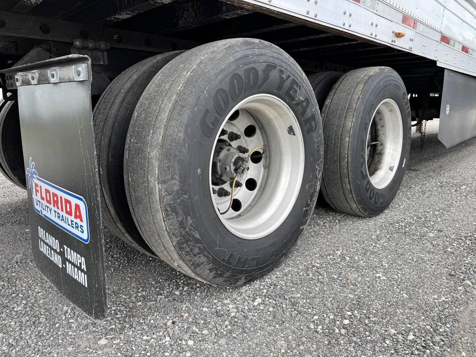 2018 Utility 3000R image 5