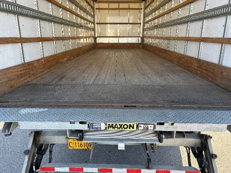 2022 International MV607 Box Truck - 220HP, 6 Speed Automatic, Roll up Door image 9