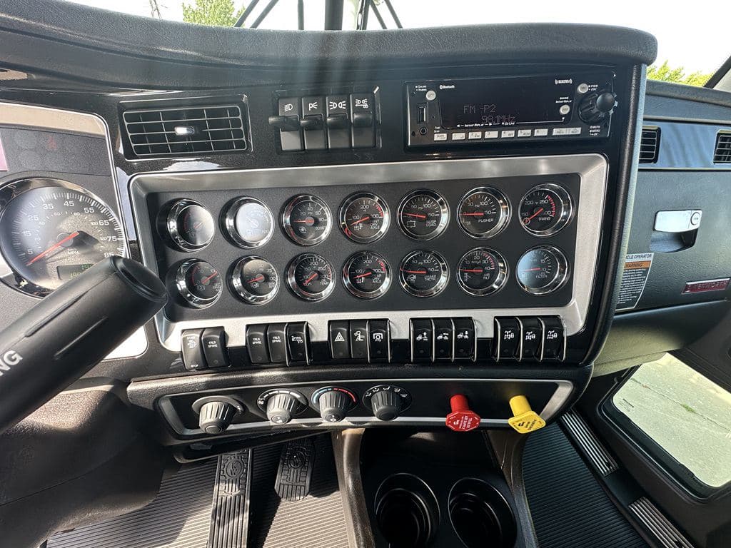 New 2027 KENWORTH T800 image 12