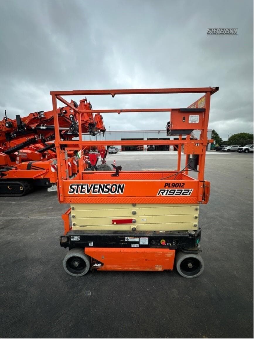 2021 JLG R1932i PL9012 image 2