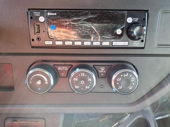 2025 Kenworth D5 image 18