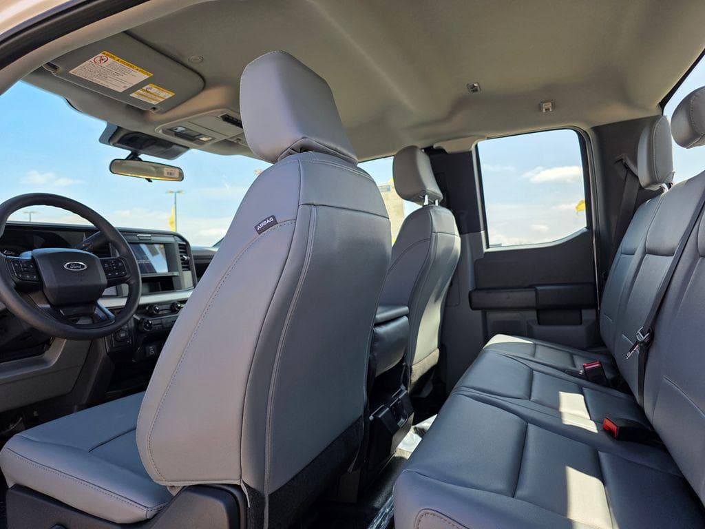 2026 Ford F-450SD XL DRW image 25