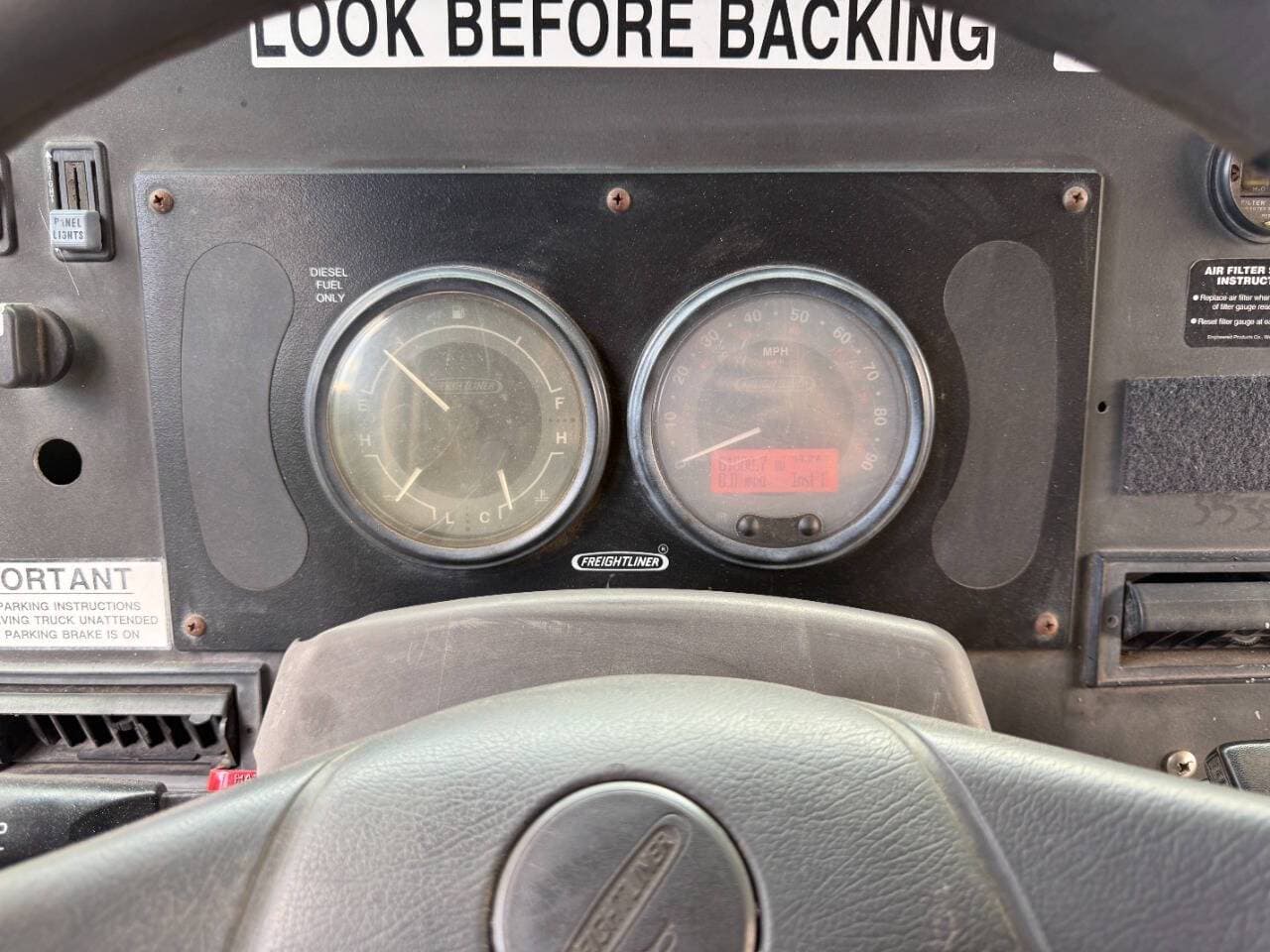 2003 Freightliner MT45 image 10