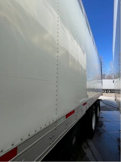 2024 Utility Reefer image 4