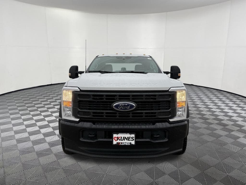 2026 Ford F-450SD XL Dump Truck image 9