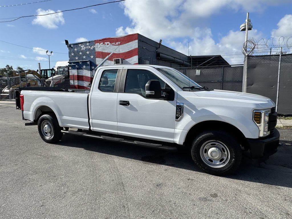 2019 Ford F250sd image 13